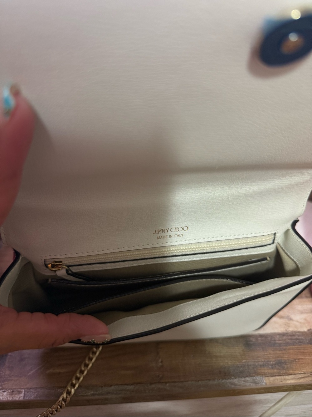 Jimmy Choo Cream Leather Crossbody Bag with Gold Chain - Picture 3 of 3